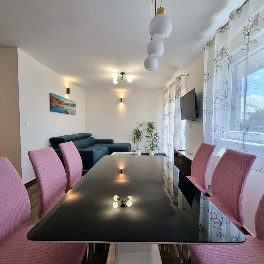 Apartments Happiness تروغير المظهر الخارجي الصورة