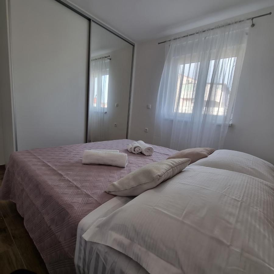Apartments Happiness تروغير المظهر الخارجي الصورة