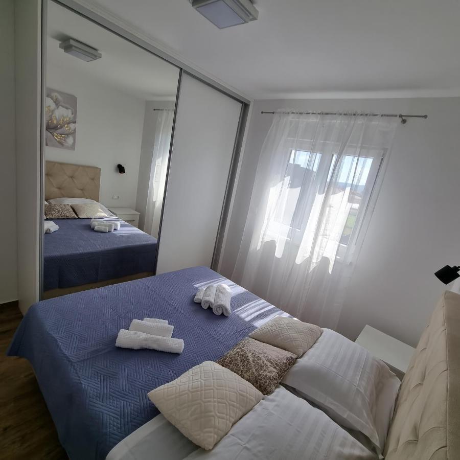 Apartments Happiness تروغير المظهر الخارجي الصورة